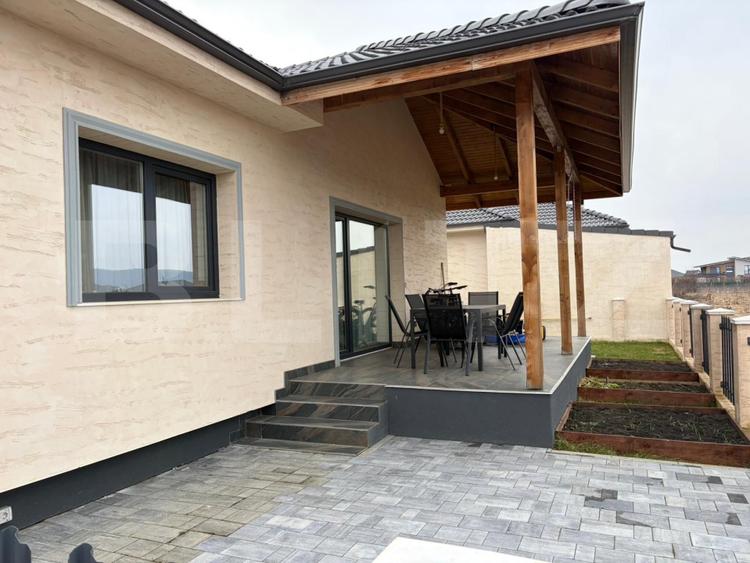 Casă de vânzare – 120 m2, complet mobilată – Stil modern, zonă Unirea