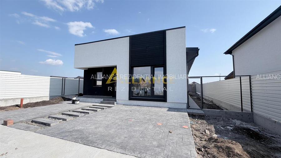 Casa Individuala - 3 camere - 2 bai - 440mp teren - 3