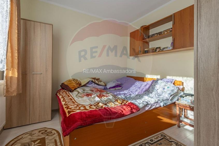 Casă / Vilă cu 6 camere de vânzare în zona Sagului - 7