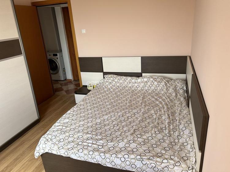 3 camere decomandat, centrala proprie, parcare inclusă, AC în fiecare cameră - 3