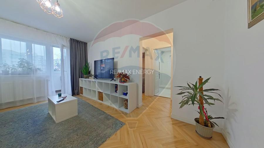 Apartament modern si luminos de închiriat - 4