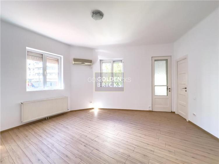 Parcul Circului | La bulevard | Vila individuala | 5 camere - 3