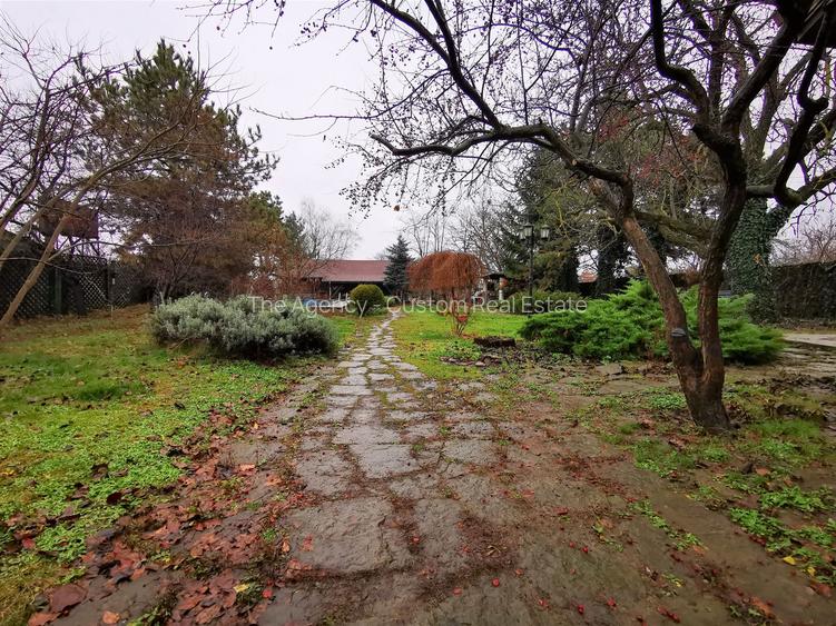 Vila cu piscina -7 camere - Ghermănești - 3