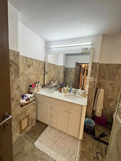Apartament 3 camere, 63 mp, zona Garii