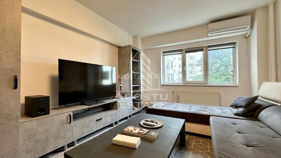 Apartament de vanzare cu 3 camere si garaj, etajul 1,  Aradului - 4