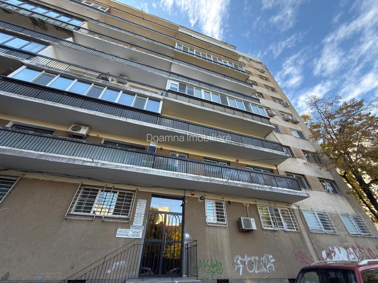 4 camere in blocul Scriitorilor, Piata Constitutiei, str. Apolodor nr. 13-15 - 10