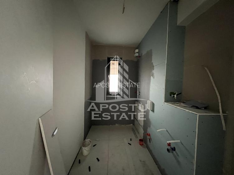 DE VANZARE Apartament 2 camere pe colt in complex rezidential premium - 2