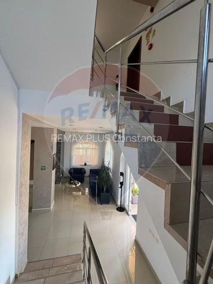 Hotel / Pensiune cu 43 camere de vânzare în Costinesti - 13