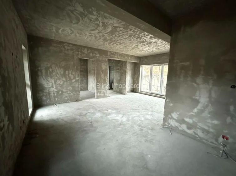 Duplex semifinisat 4 camere, 2 garaje,161 mp,teren liber 280 mp, Tauti - 7