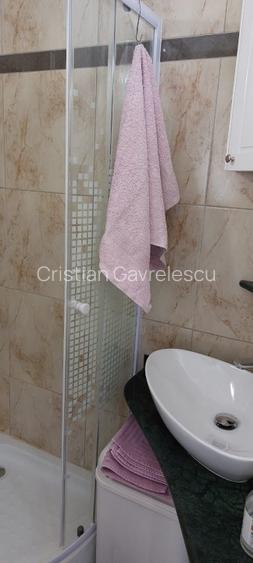 Închiriere apartament la casă  - 14