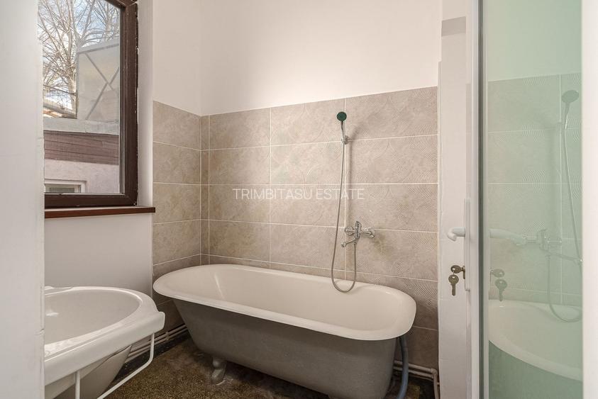 Piata Muncii, casa 87 mp totali, 179 mp curte libera, ideala birouri - 28