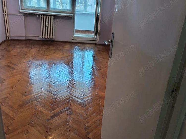 Apartament 3 camere, decomandat, -