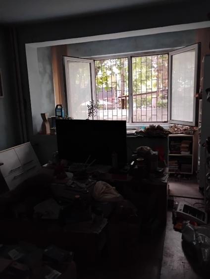 Vand apartament str. Gheorghe Lazar 19 , ap.1, 2 camere, baie, bucatarie ,parter