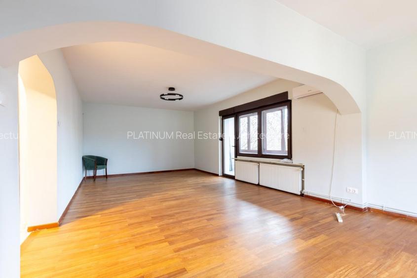 Birou/ Rezidential, apartament in imobil Boutique, Televiziune - 2