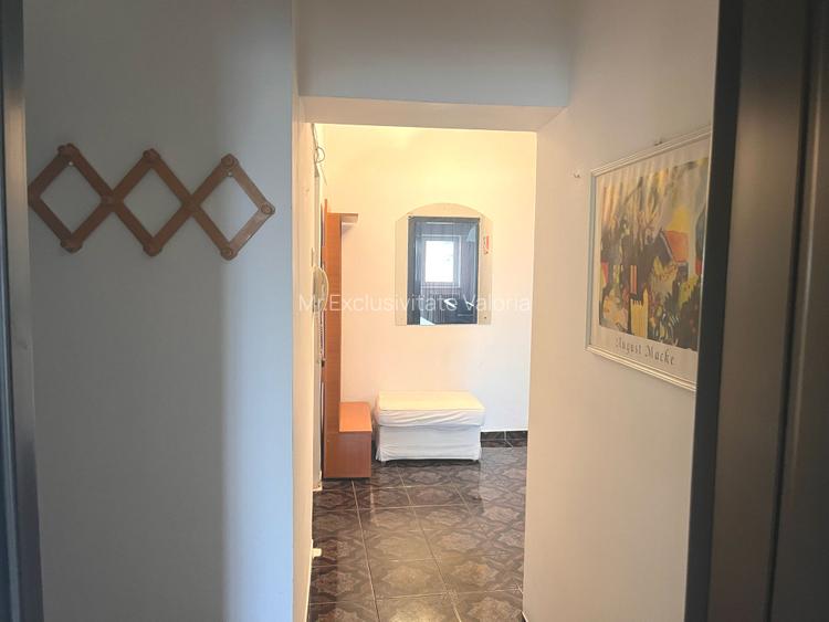 Apartament spatios 2 camere, centru, priveliste superba - zona Universitate - 18