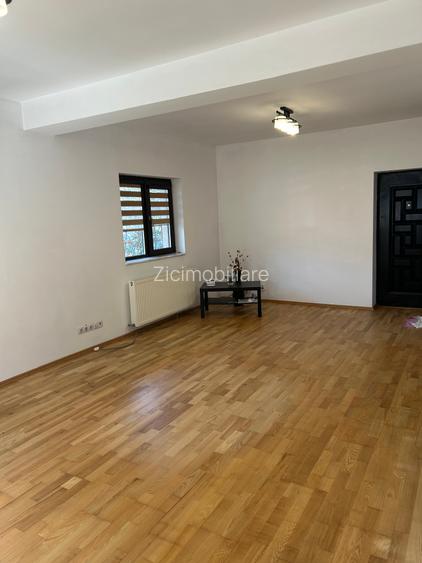 Vilă P+1 4 camere Teren 300 mp  Bragadiru – Strada Safirului - 16