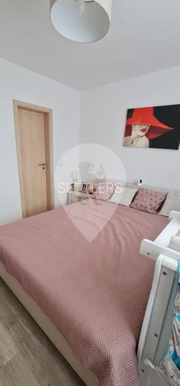 De inchiriat 3 Camere CORESI - 3