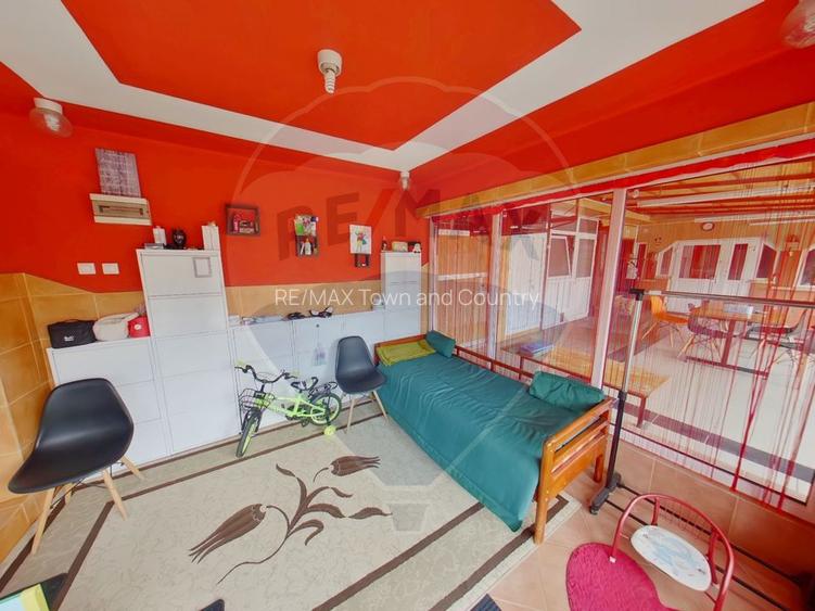 Casă / Vilă cu 16 camere de vânzare în zona Bobâlna - 16
