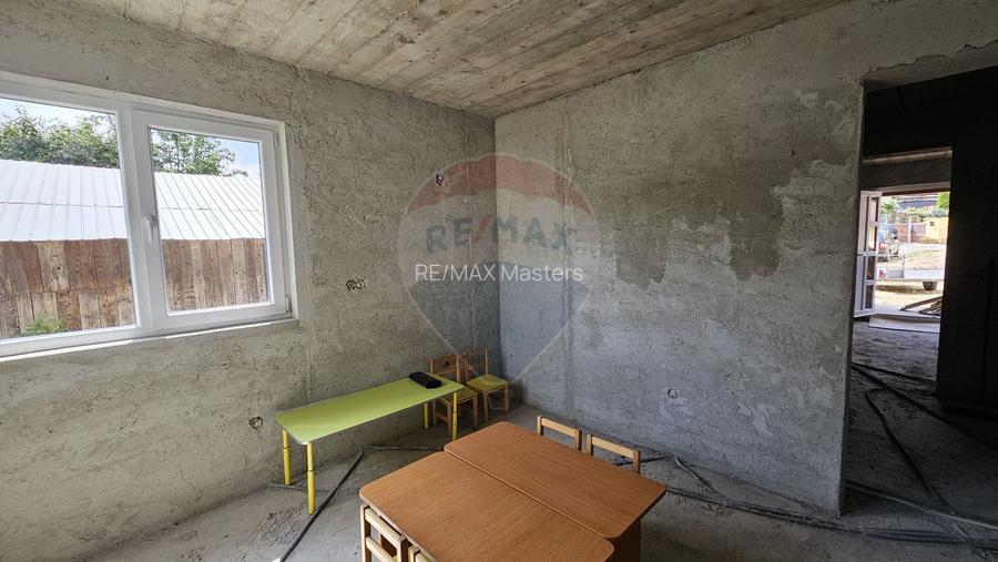 Casă / Vilă, teren 1700mp,  în Lisaura-Ipotești, Suceava - 24