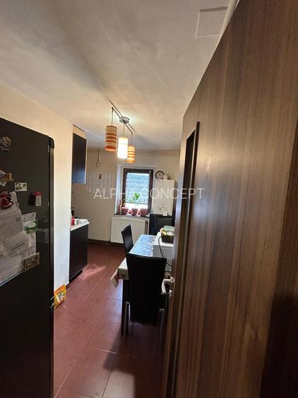 GARSONIERA DECOMANDATA - DEZROBIRII // INEL I - 3