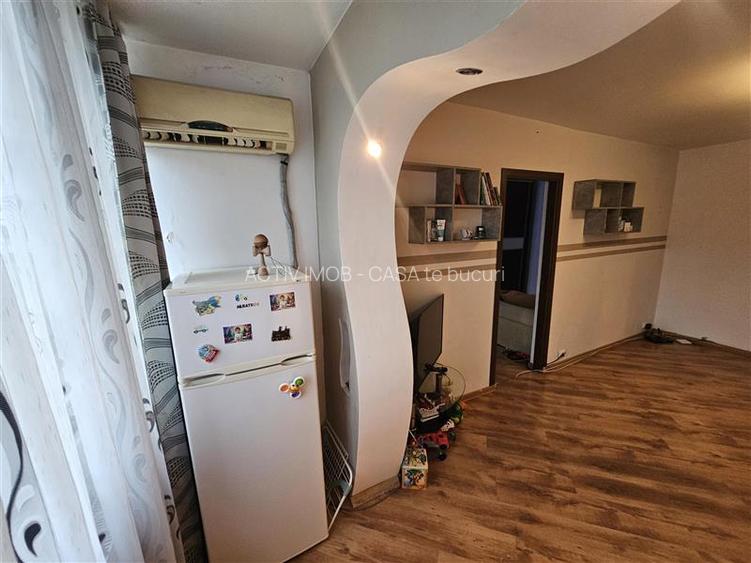 Resita, 2 Cam. Mobilat+Utilat, Micro 3 - 12