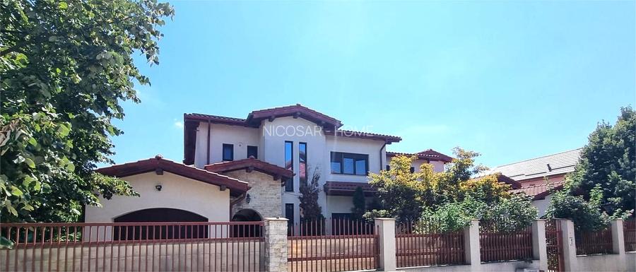 Chitila langa Lacul cu Nuferi si Padure - 20