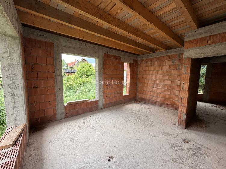 Casă de vânzare 260 mp utili + 1052 mp teren in centrul orasului Covasna - 12