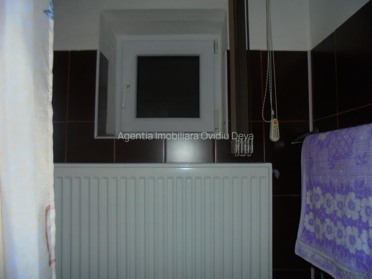 Vand sau inchiriez apartament 2 camere dec.  Deva, Balcescu, etaj 3, mobilat - 6