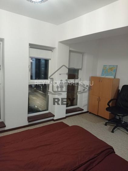 Apartament modern cu 3 camere de vanzare zona Turnisor - 10