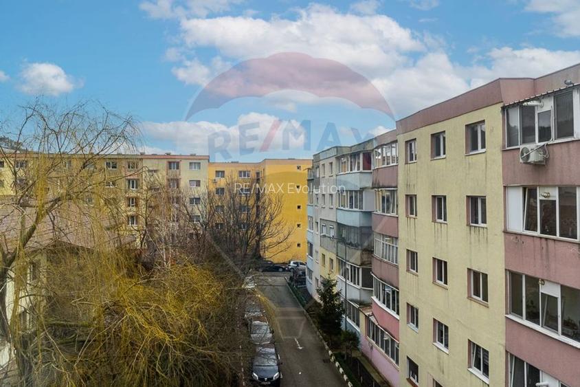 COMISION 0%| APARTAMENT| 2 CAMERE| DECOMANDAT| RENOVAT| ZONA CENTRALA - 12