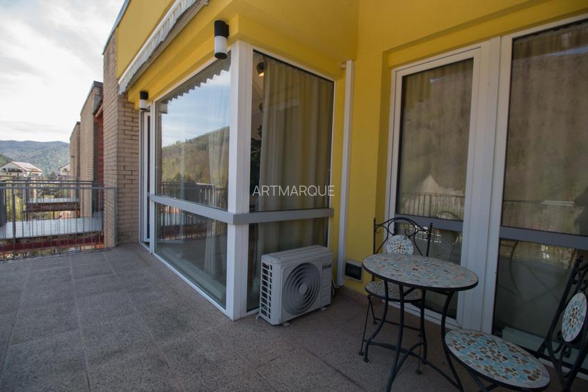 Apartament cu scara interioara + loc de parcare inclus de vanzare in Sinaia - 11