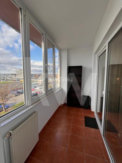 Apartament 4 camere, Strand Sibiu, langa Liceul Onisifor Ghibu - 11