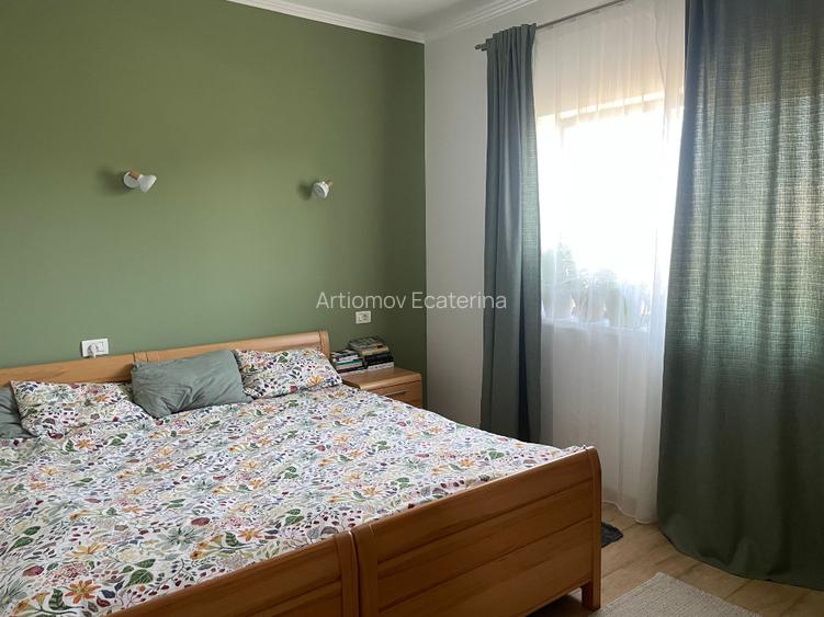 Proprietar vand casa 104 mp, curte 633 - 2