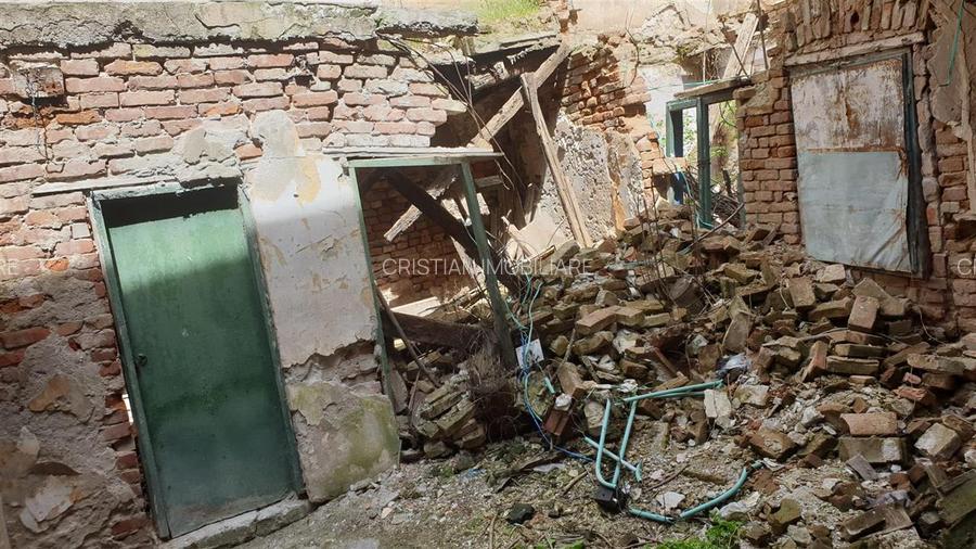 Casa P+1, teren 200 mp, cu spatiu comercial la parter - Republicii - 17