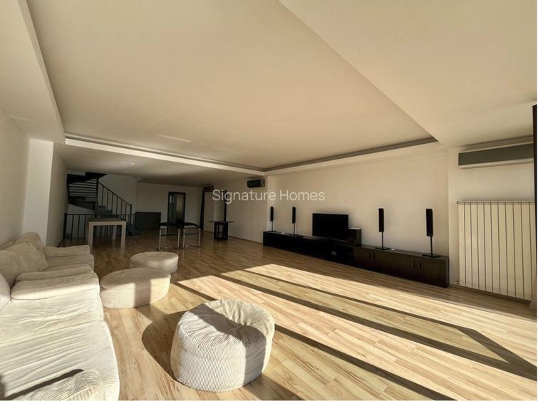 Triplex 5 camere gradina proprie - Herastrau - 2