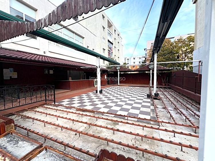VANZARE CLADIRE CU RESTAURANT UTILAT COMPLET PLUS SPATIU COMERCIAL - 18
