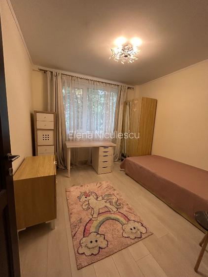 Apartament 4 camere renovat- loc parcare inclus  - 3