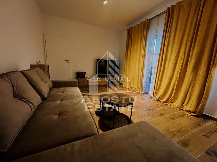 Apartament cu doua camere ,modern,centrala proprie si curte ,in Giroc - 2