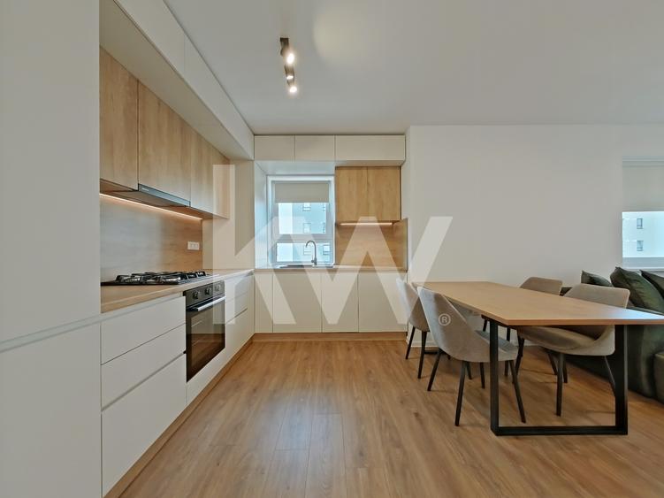 Închiriere apartament cu 3 camere - Zona Tractorul
