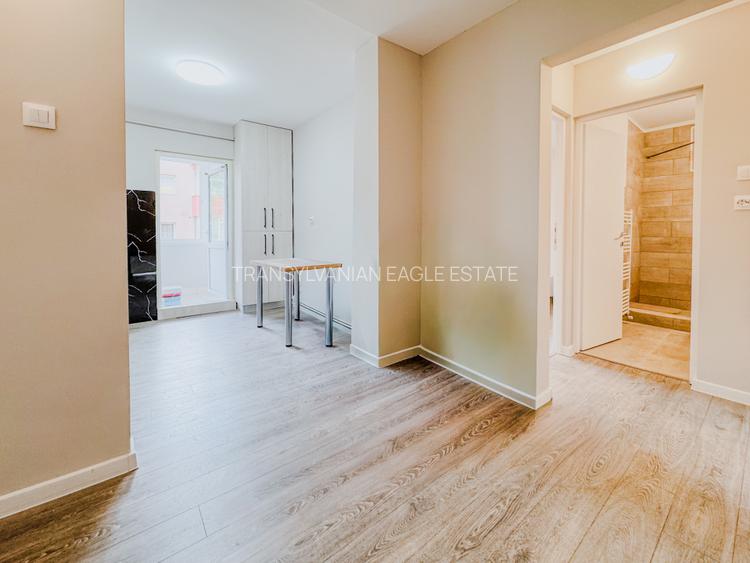 Apartament renovat decomandat|2 camere|Interservisan/Titulescu - 8