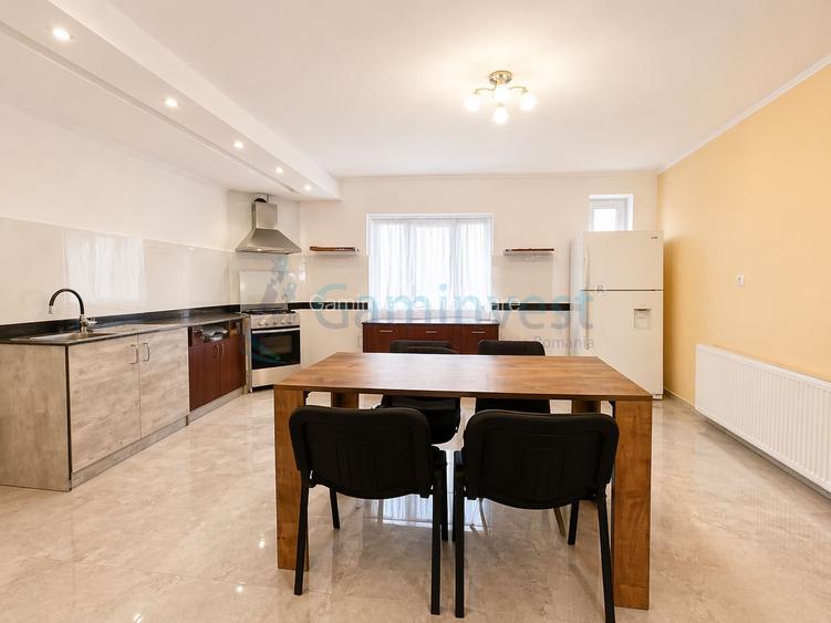Casă spațioasă, 400 mp utili, teren 1650 mp, dublu front – Paleu, Bihor - 5