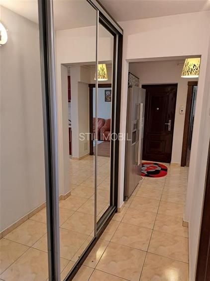 Apartament cu 3 camere decomandat - Zona Carrefour Felicia - Etaj 2 ! - 2