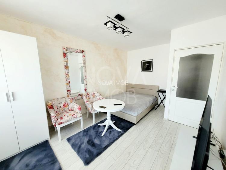 De inchiriat garsoniera- Zona Strand - 2