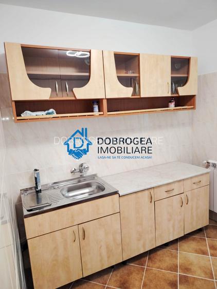 E3- 3 CAMERE DECOMANDAT ETAJ 2, CENTRALA GAZ - 3
