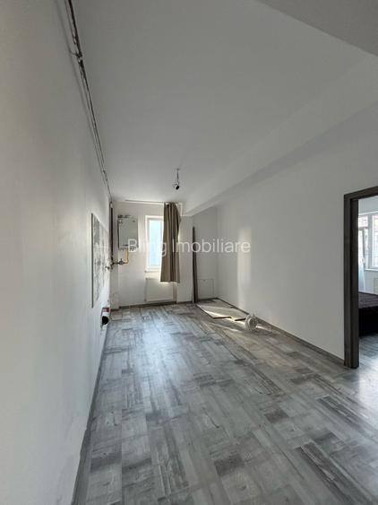 Aparrtament de 51 mp utili,parcare,bloc nou cu lift ,zona Terra - 3