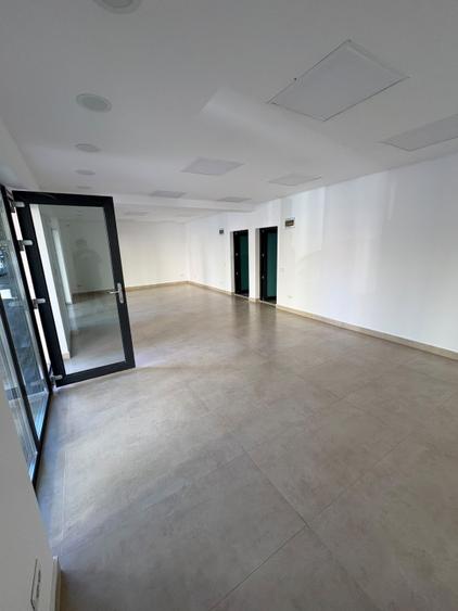 Spatiu Comerical 60 mp , renovat recent