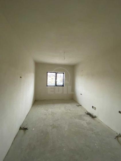 Duplex cu terasa circulara zona Sub Cetate