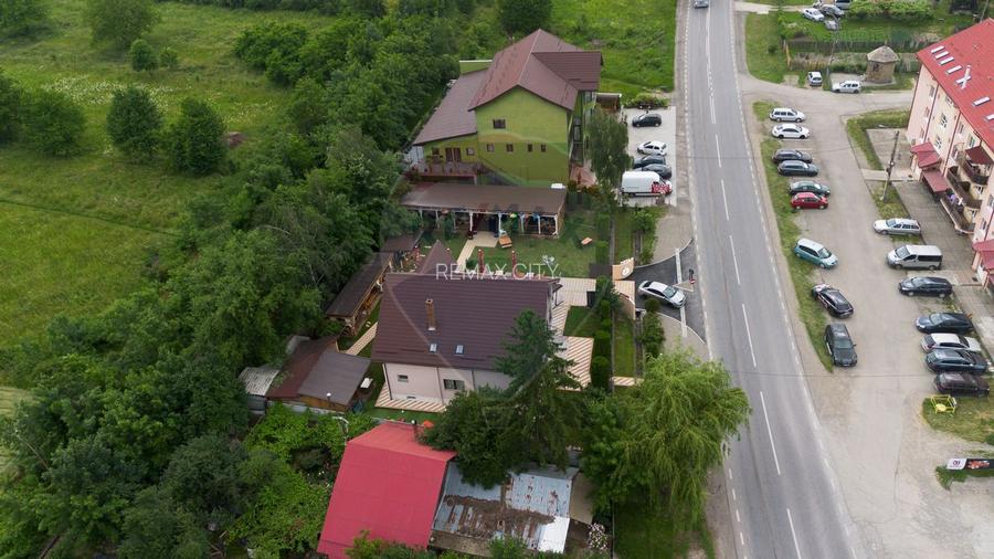 Casa spatioasa de vanzare - 23