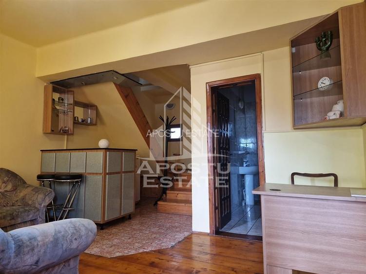 Casa familiala cu spatiu comercial si garaj P+1E+M 720 Mp - 9