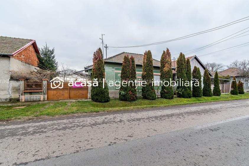 Casă + curte 2.500 mp în Dorobanți - 2
